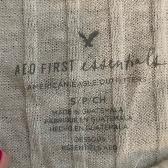 tank tops - Picture 8 of 8